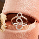 Lade Bild in die Galerieansicht, Three Irregular Oval Shape Lab Diamond Double Band Engagement Ring - LGG Jewelry