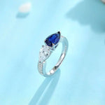 Lade Bild in die Galerieansicht, Toi Et Moi Pear Cut Lab Blue Sapphire &amp; Lab Diamond Engagement Ring - LGG Jewelry