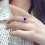 Lade Bild in die Galerieansicht, Toi Et Moi Pear Cut Lab Blue Sapphire &amp; Lab Diamond Engagement Ring - LGG Jewelry