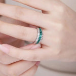Lade Bild in die Galerieansicht, Wave Line Elongated Hexagon Zambia Green Emerald Channel Eternity Band - LGG Jewelry